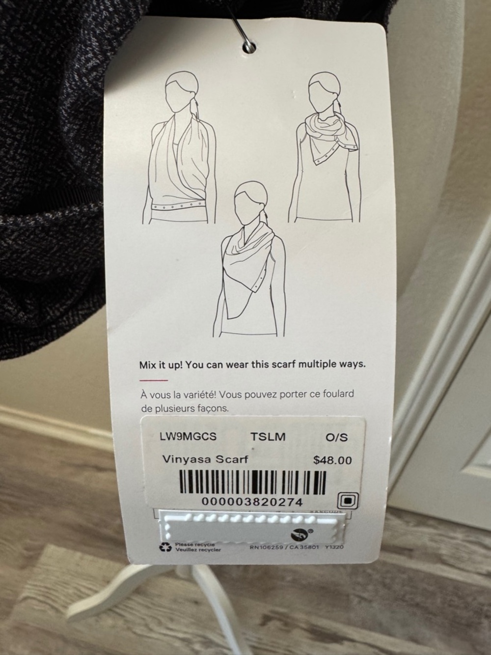 Lululemon Vinyasa Scarf Foulard – NWT | Gray Herringbone | Convertible Wrap - Picture 7 of 9